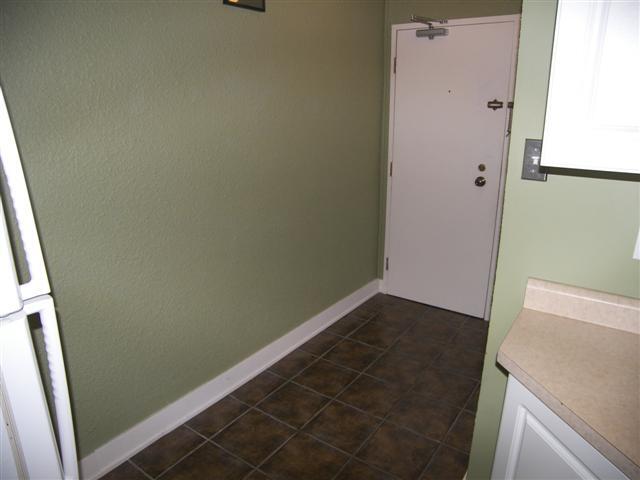 Photo - 5572 N Ridge Rd