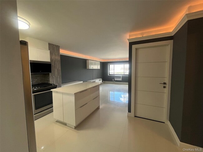 Photo - 666 Pelham Rd Unit 3A