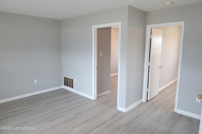 Photo - 4920 KY-1638 Unit B