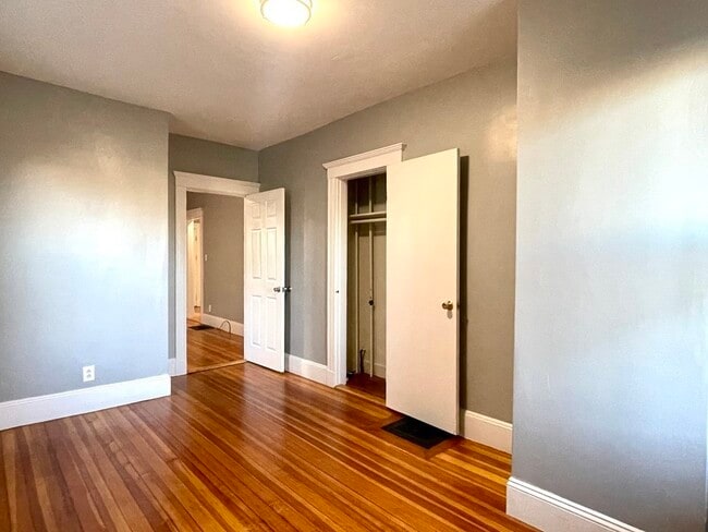 Photo - 29 W Tremlett St Unit 1