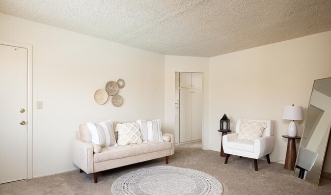 Casa De Windsor - North Clairemont