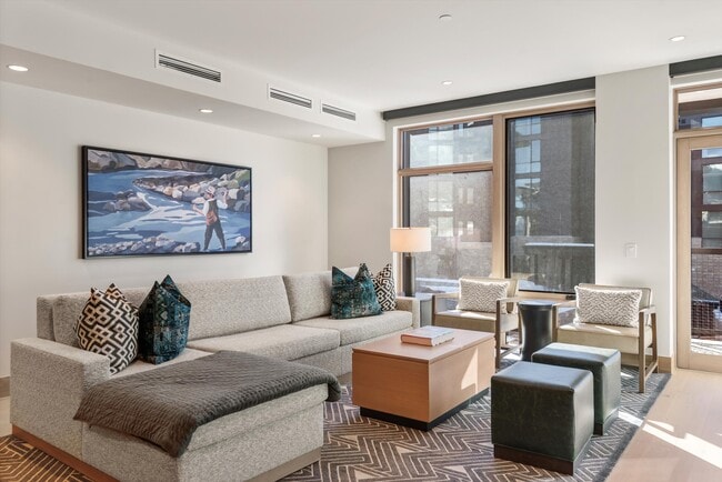 Photo - 130 Wood Rd Unidad 461-463