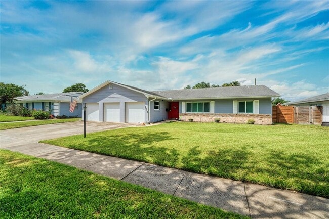 Building Photo - 3024 Saratoga Dr Rental
