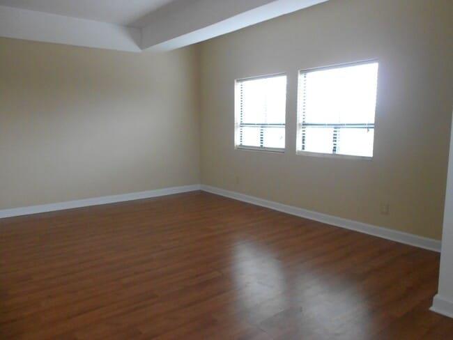 Photo - Cozy 2 Bedroom Apartment - Walk to UGA Cam... Unit 604