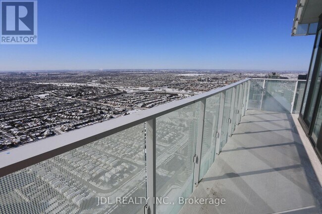 Photo - 3900 Confederation Pkwy Unit 5609