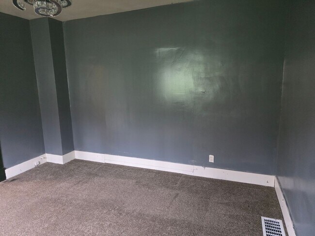 Photo - 3 bed 1.5 bath - Located in the heart of Monessen