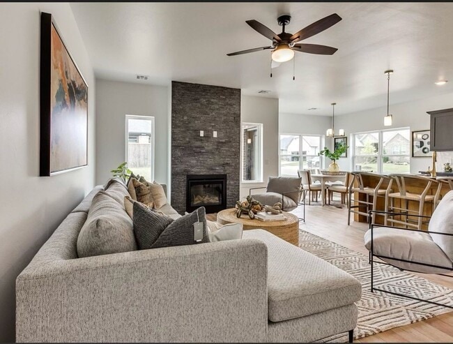 Photo - 14500 Chambery Ct