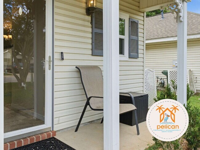 Photo - "Charming 3-Bed, 3-Bath Gem on Sweetbriar Street - Spacious 1320 Sq Ft in Cantonment, FL!"