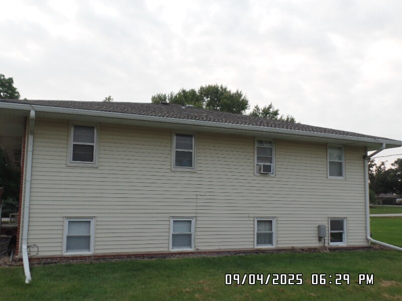 Photo - 210 W 8th St Unidad 4