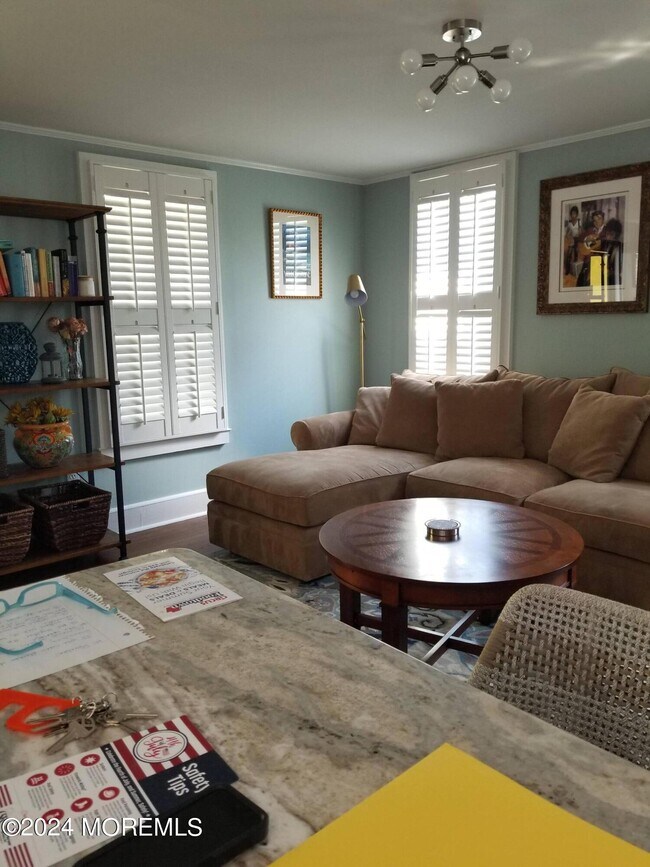 Photo - 600 Monmouth Ave