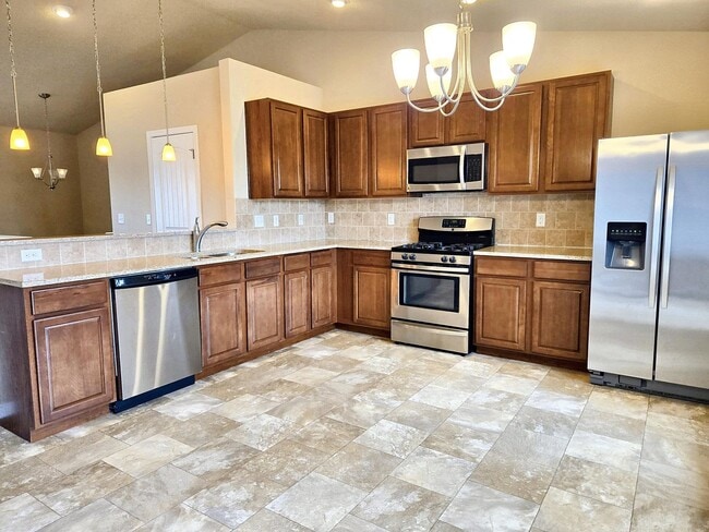 Photo - 908 Christian Ave