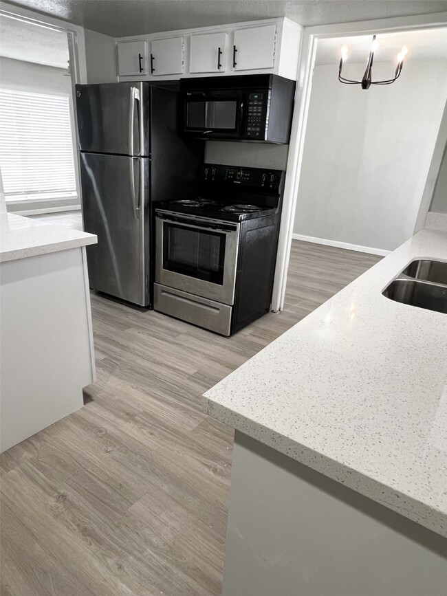 Photo - 6200 W Tidwell Rd Unit 1901