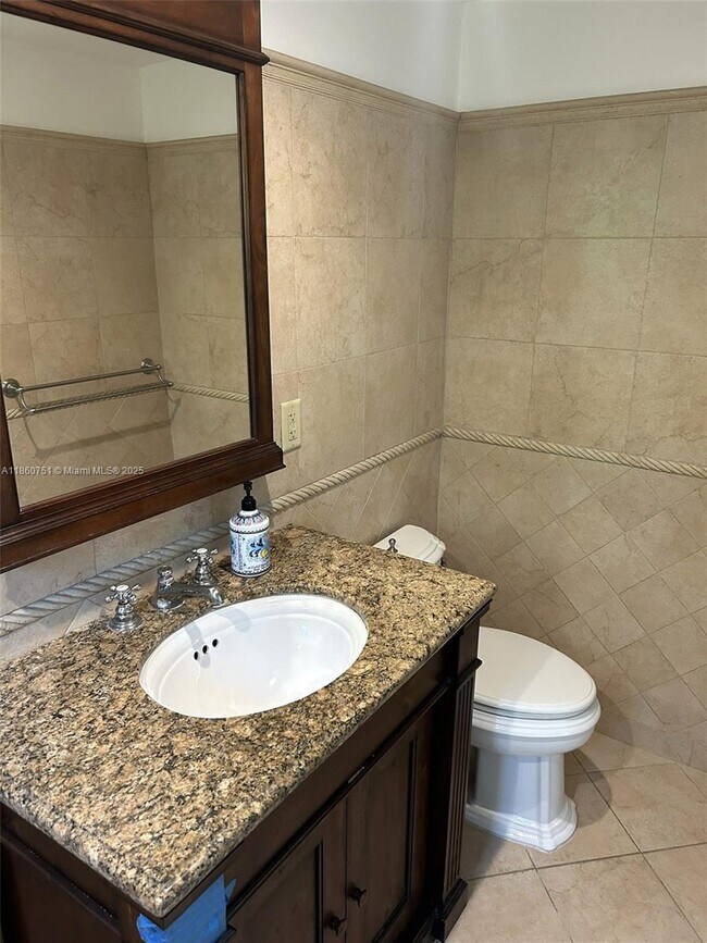 Photo - 262 NE 96th St