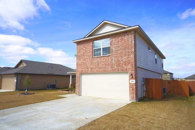 Photo - Like New Home in Red River Ranch (Cibolo) ...
