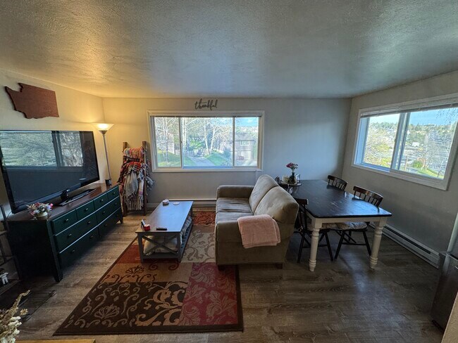 Photo - 1337 NW Hall Dr Unit 1337 NW Hall Dr, Pullman WA, 99163