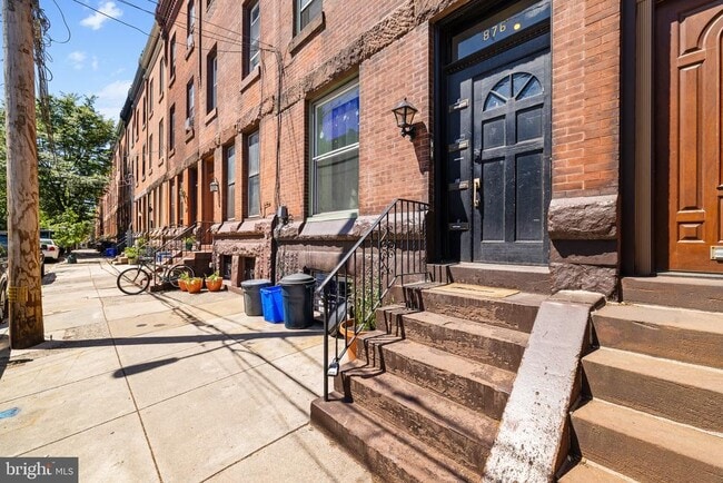 Photo - 876 N 23rd St