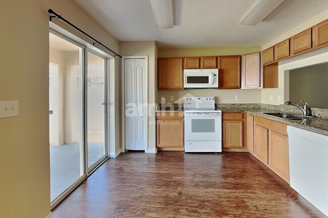 Photo - 15403 Quail Woods Pl