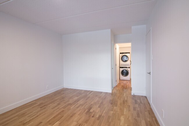 Photo - 4800 Maisonneuve Blvd W Unité 608