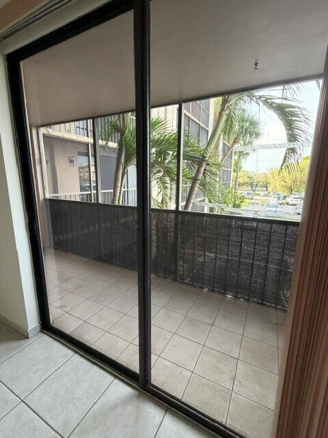 Photo - 8635 NW 8th St Unidad 204