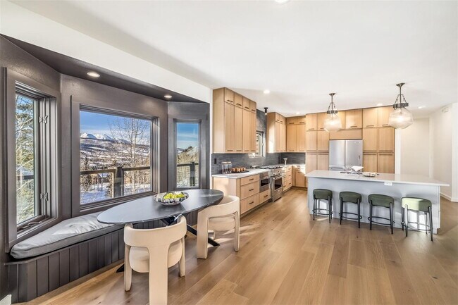 Photo - Fully Remodeled 4 bedroom Home in Hamilton...