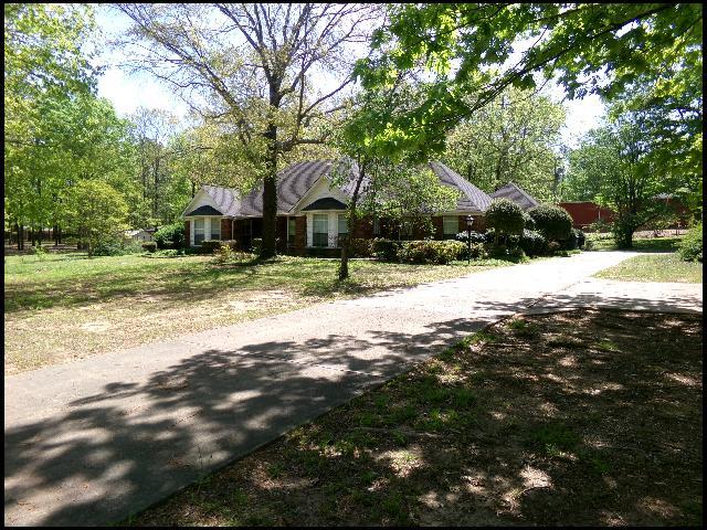 Photo - 3225 Jean Cove