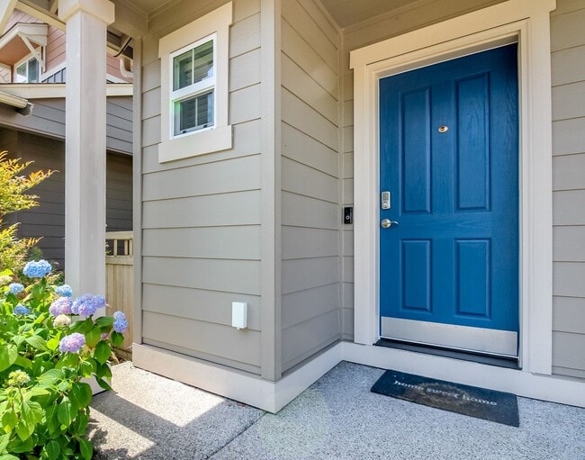 Photo - 3684 London Loop NE