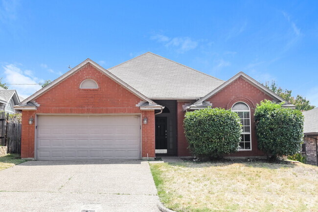 Building Photo - 705 Cross Ridge Cir Rental