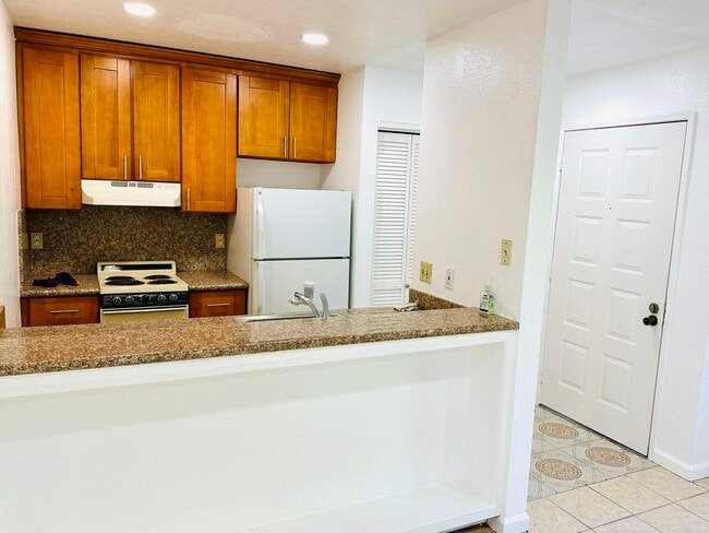 Building Photo - 73 Castlebridge Dr Unit Castlebridge Dr San Jose