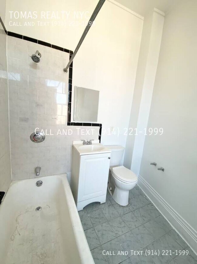 Photo - 73 N Broadway