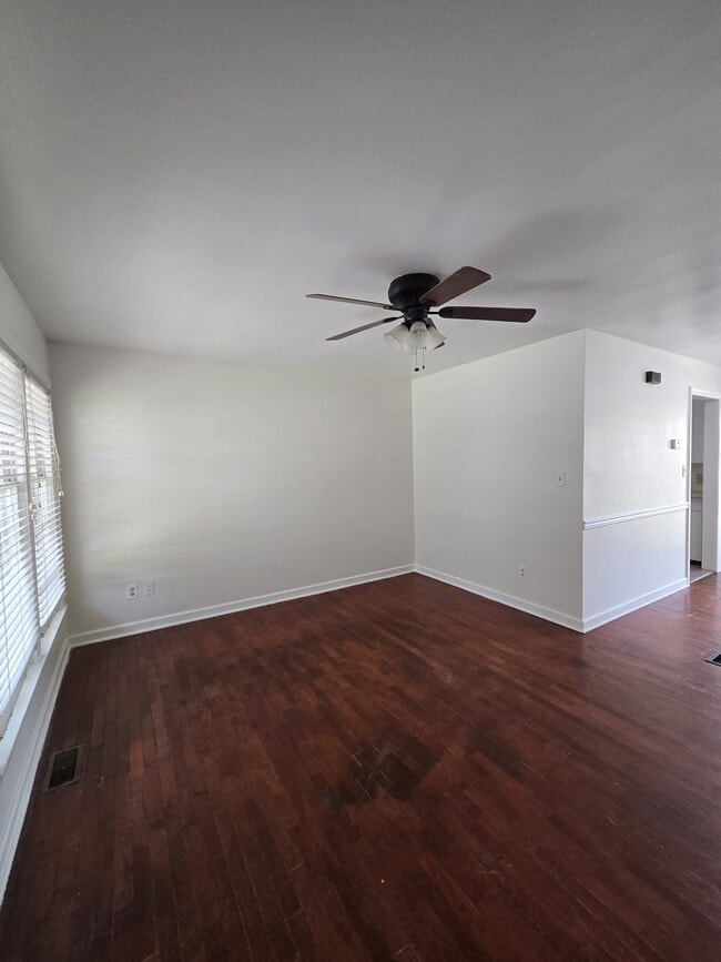 Photo - 2248 E Aloma St