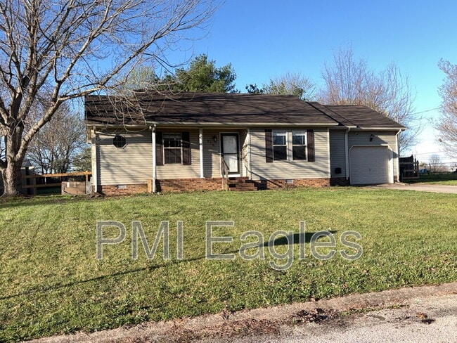 Building Photo - 916 Linda Dr