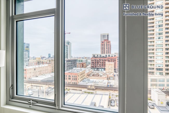 Photo - 165 N Desplaines St Unit SI FL10-ID643