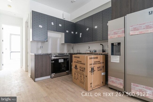 Photo - 1306 N Front St Unit 1H