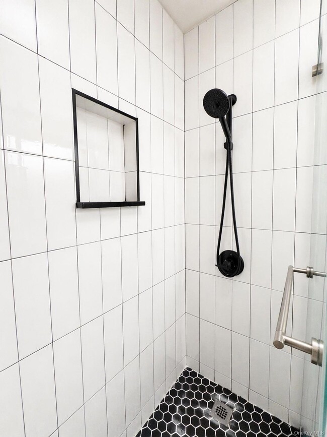 Photo - 287 NY-32 Unit 2N