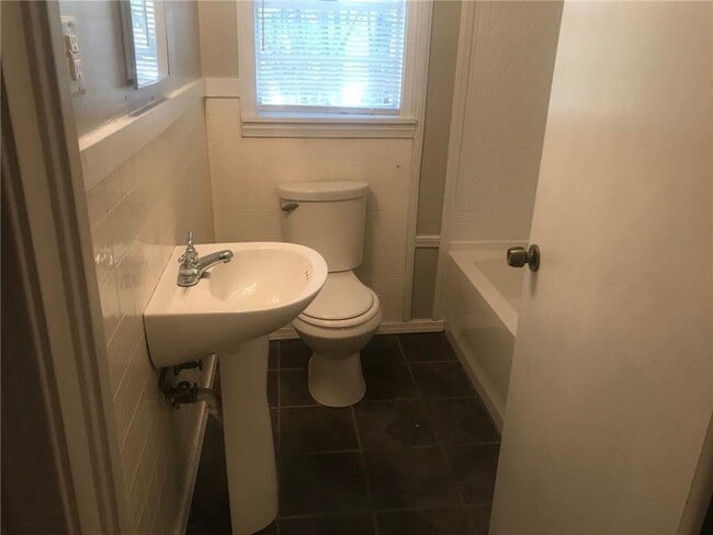 Photo - 1506 Flowers Dr