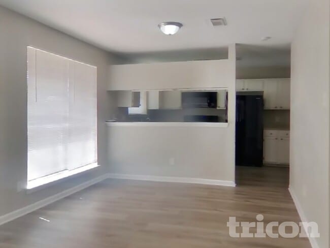 Photo - 18711 Highland Trail