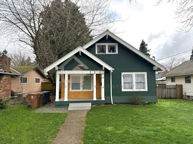 Building Photo - Charming Updated South Tacoma Home with Spacious Bonus Loft and Fenced Yard
