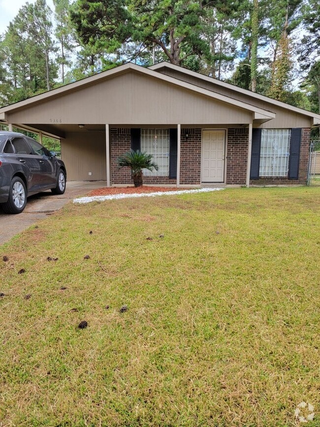 Building Photo - 9368 Wardlow Dr Rental