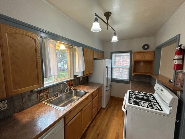 Photo - Charming 2 Bed 2 Bath Home on South Hill!