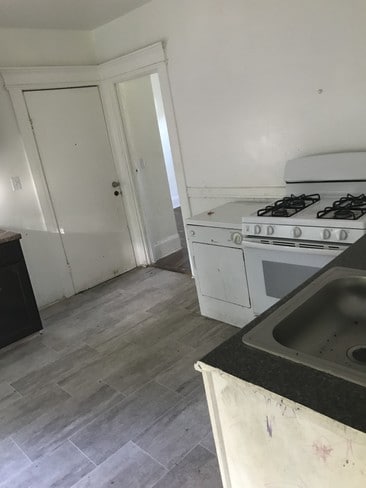 Los senderos boscosos de Tregaron Conservancy son ideales para correr. - 320 Rowland St