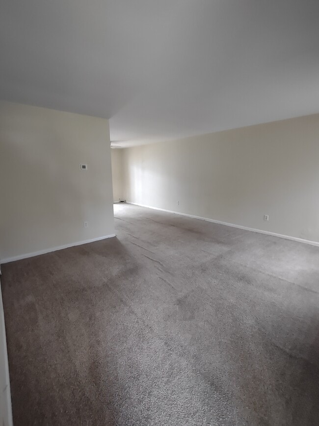 Photo - 217 E Green Valley Cir