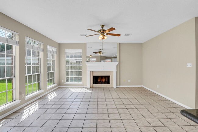 Photo - 4407 Magnolia Ln
