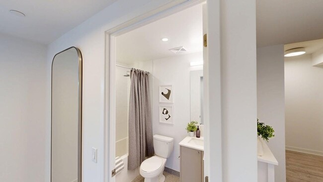 Suite 2 chambres avec salle de bain - Daniels on Parliament
