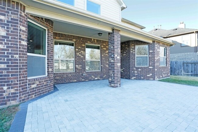 Building Photo - 9702 Massanutten Ln