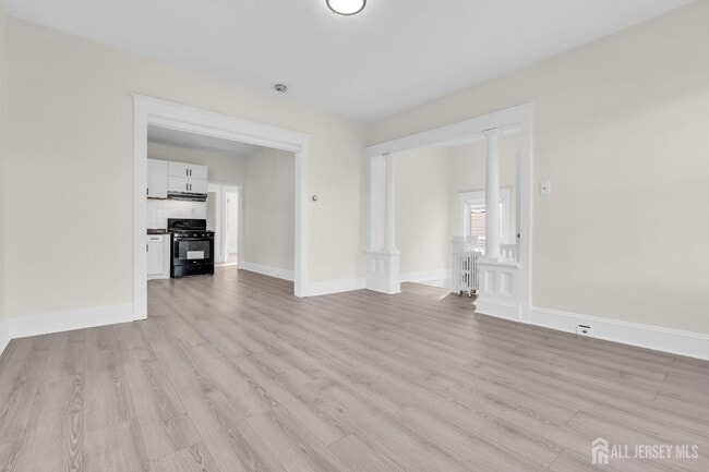 Photo - 375 Delavan St Unit 2