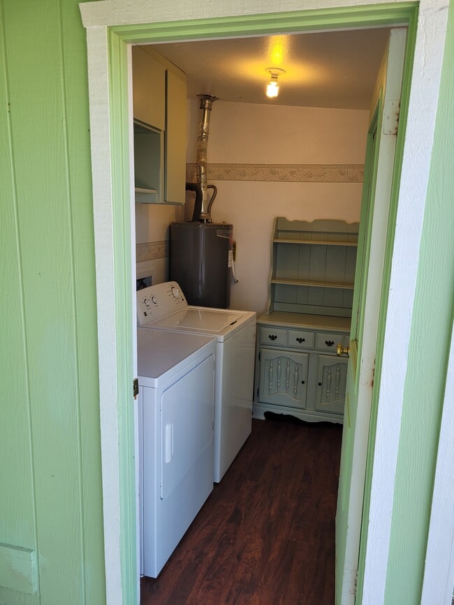 Photo - 1033 S 5th St