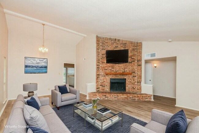 Photo - 3913 Horizon Pl