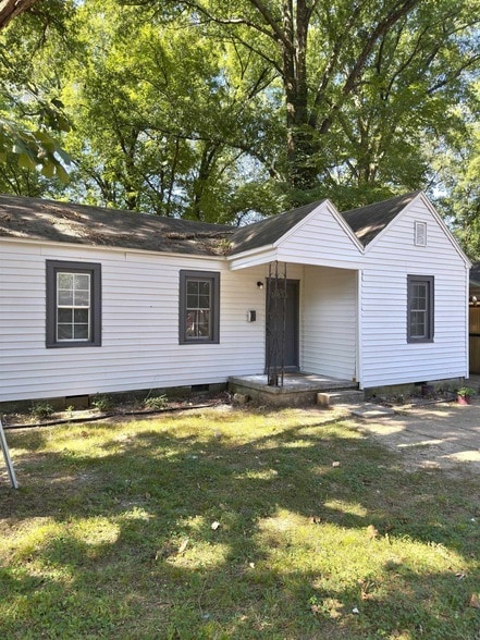 4201 Truman Ave