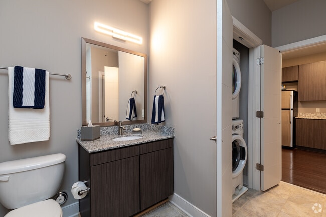 1BR, 1BA - 600SF BAthroom