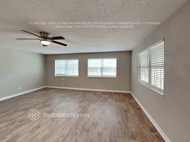 Photo - 1003 Rosewood Ln